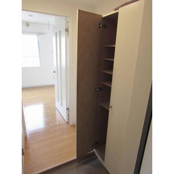 ル・ファール美園(玄関)