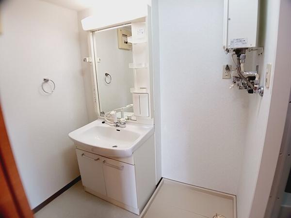 札幌市中央区南十三条西９丁目のマンション