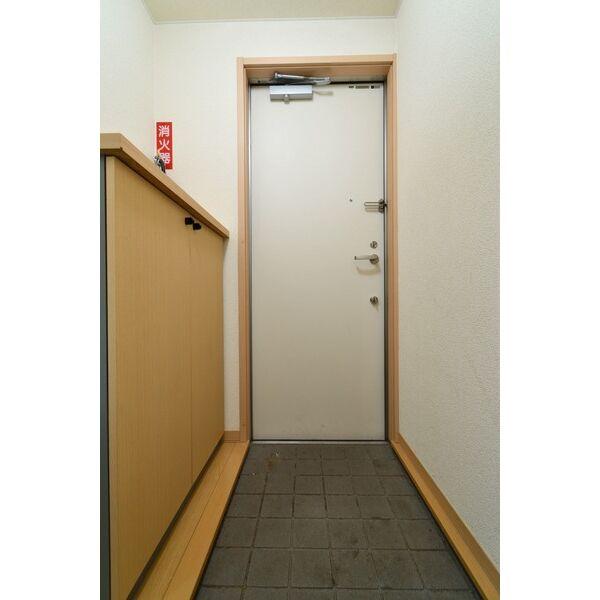 レジデンス苗穂本町(玄関)