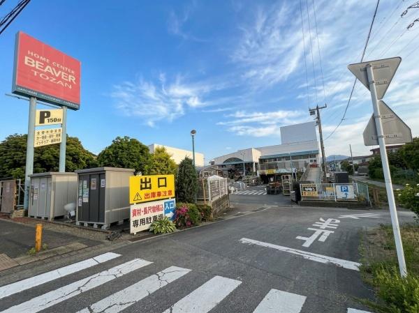 リバーサイドタウン(コーナンビーバートザン　富水店)