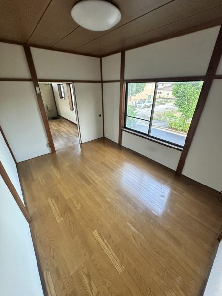 小田原市中曽根のアパート