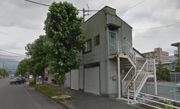 小田原市中曽根のアパート