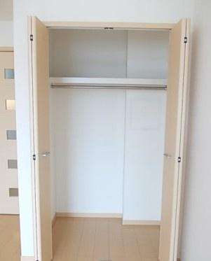 小田原市上新田のアパート(収納)