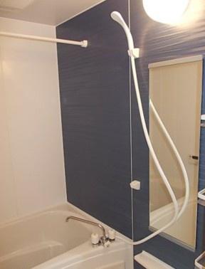 小田原市上新田のアパート(玄関)