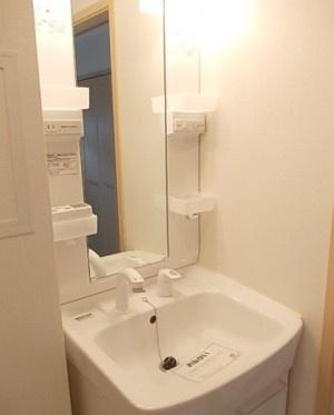 小田原市上新田のアパート(洗面台・洗面所)