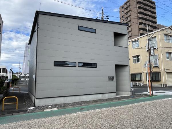 川越町豊田貸店舗