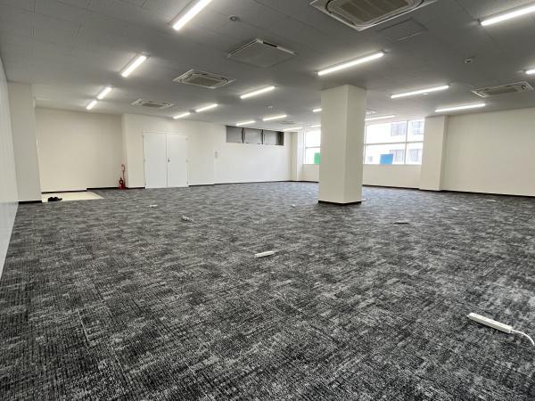 山松本社ビル　2階北