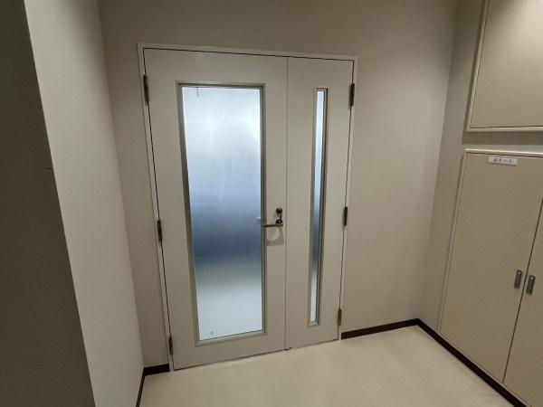山松本社ビル　2階北