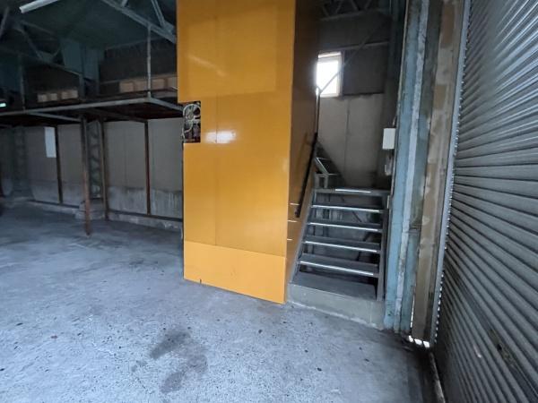 桑名市　三ツ矢橋(益生駅)　貸倉庫