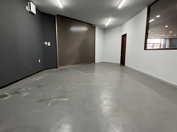 四日市市追分３丁目の店舗（建物一部）