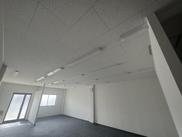 四日市市富田３丁目の事務所