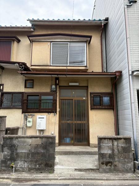京都市伏見区東朱雀町のテラスハウス