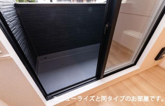 豊田市平戸橋町上井畑のアパート
