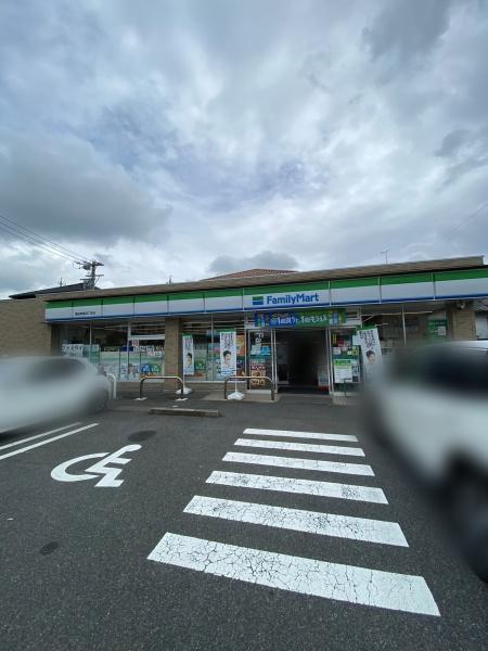 豊田市美里２丁目の貸家(ファミリーマート豊田美里四丁目店)