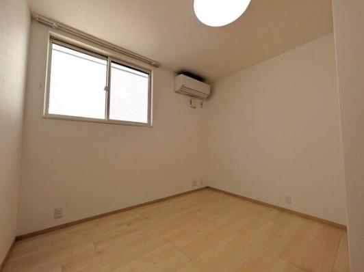 豊田市美里２丁目の貸家