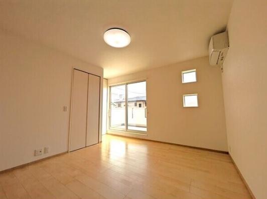 豊田市美里２丁目の貸家