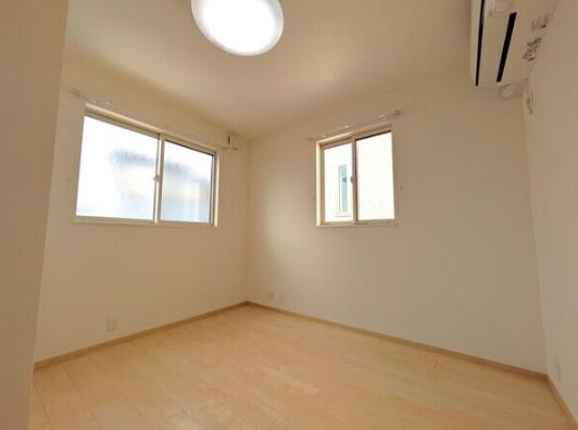 豊田市美里２丁目の貸家