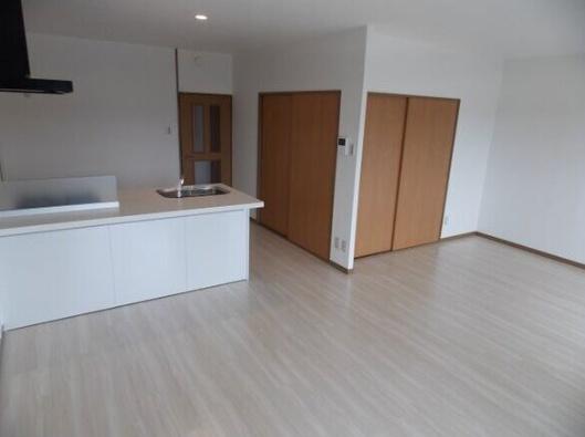 豊田市司町２丁目のマンション