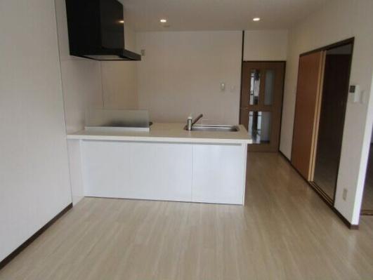 豊田市司町２丁目のマンション