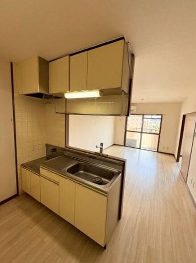 豊田市司町２丁目のアパート