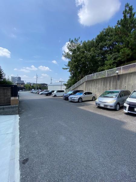 豊田市豊栄町３丁目のマンション