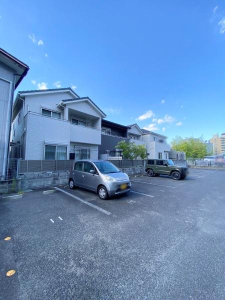 豊田市小坂本町３丁目のマンション