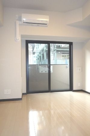 ブレシア銀座イースト