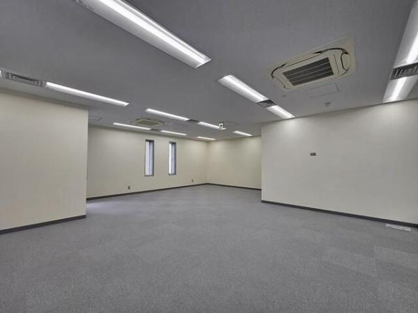 府中市府中町１丁目の事務所