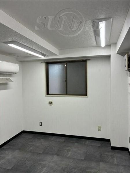 新宿区新宿２丁目の店舗・事務所