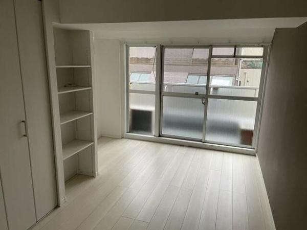 新宿区西新宿７丁目の店舗（建物一部）
