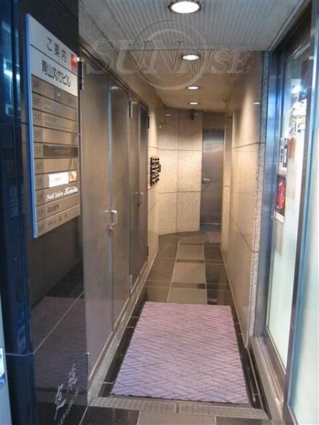 港区南青山３丁目の店舗・事務所