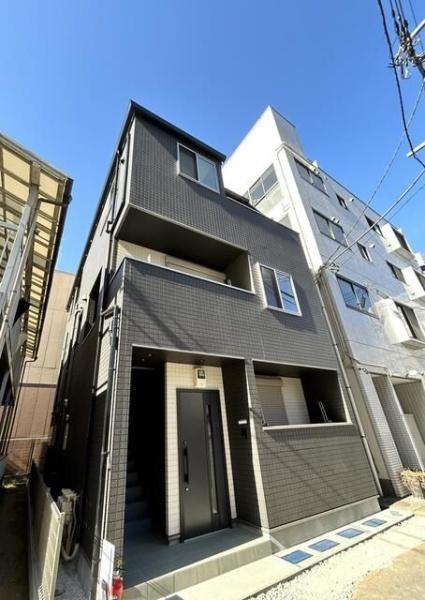 横浜市南区井土ケ谷中町のアパート