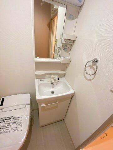 横浜市保土ケ谷区東川島町のアパート