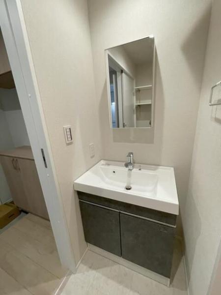 Ｙ´ｓ　ＨＯＵＳＥ　和田町