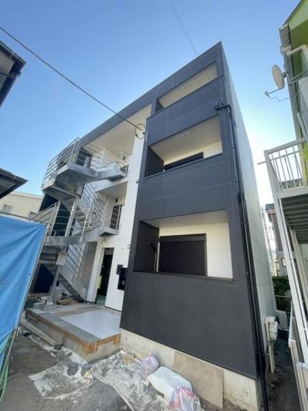 Ｙ´ｓ　ＨＯＵＳＥ　和田町