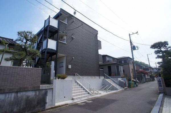 横浜市旭区鶴ケ峰１丁目のマンション