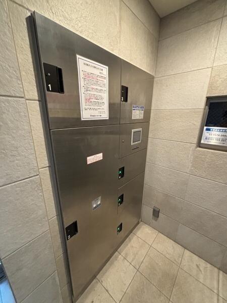 ＳＳ．Ａｄｖａｎｃｅ横濱末吉町