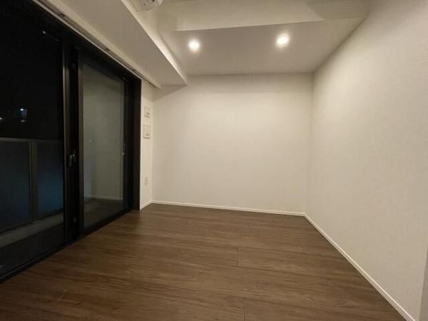 ＳＳ．Ａｄｖａｎｃｅ横濱末吉町