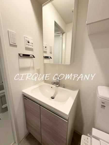 ＣＲＥＳＴ　ＴＡＰＰ新横浜