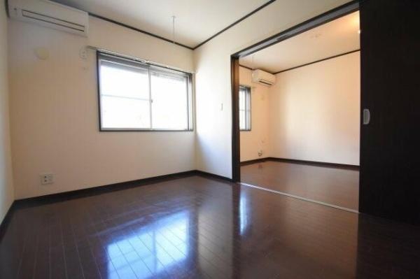 横浜市鶴見区市場西中町のアパート