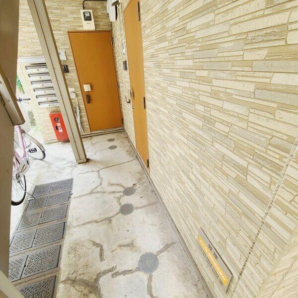 アズール坂下