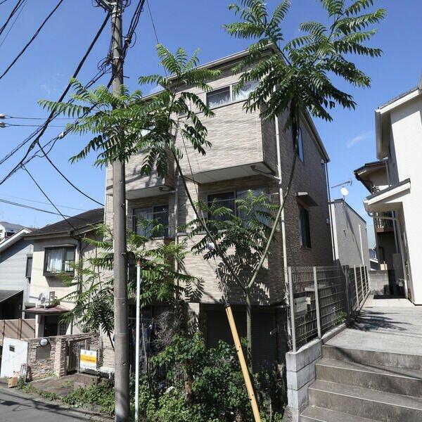 アズール坂下