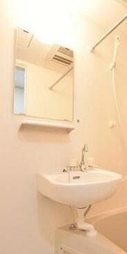 新子安ヒルズ