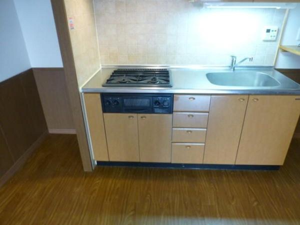 横浜市南区吉野町３丁目のマンション