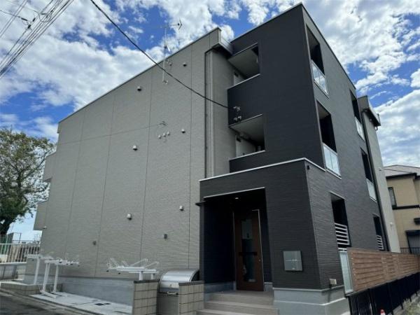 横浜市旭区鶴ケ峰１丁目のマンション
