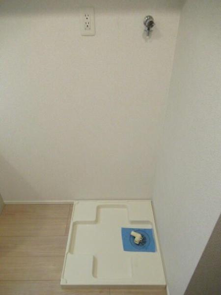 横浜市中区末吉町４丁目のマンション