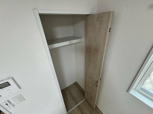 クレストコート杉田