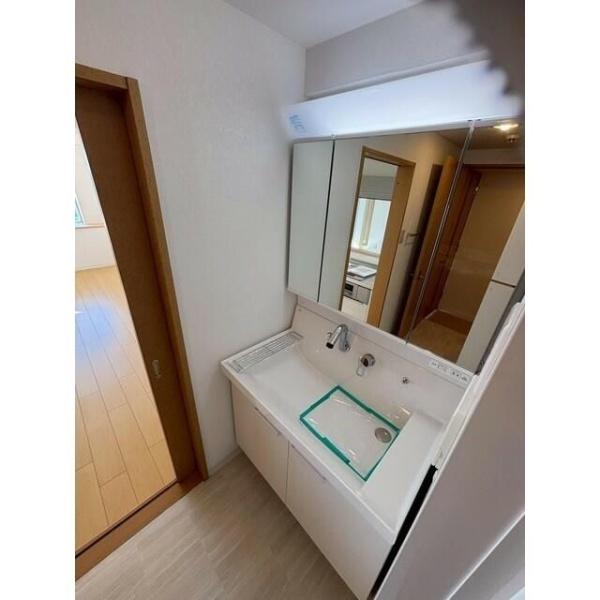 横浜市磯子区森１丁目のマンション