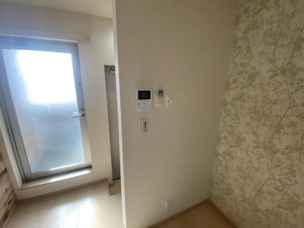 横浜市南区永田東２丁目のアパート