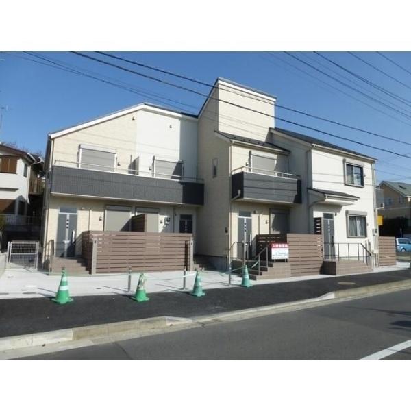 横浜市戸塚区下倉田町のタウンハウス